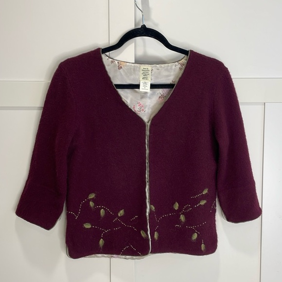 Abercrombie and Fitch Burgundy 100% Lambswool Embroidered Cardigan Jacket - Picture 1 of 10
